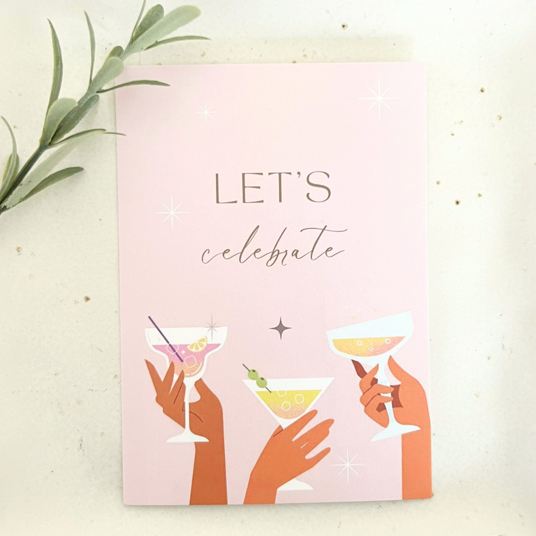 Karte mit der Aufschrift „Let’s Celebrate“ aus dem DIY Set – für eine kreative und feierliche Stimmung.