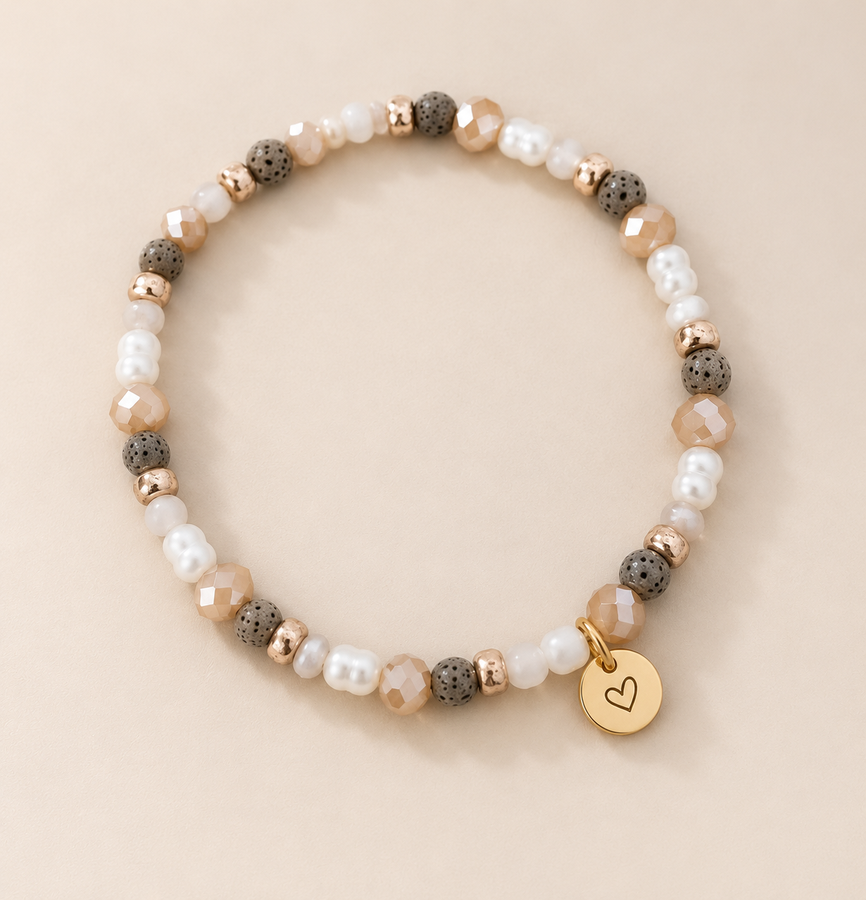 Armband mit Naturstein und Süßwasserperlen in Beige Braun und Gold als Geschenk für Frauen