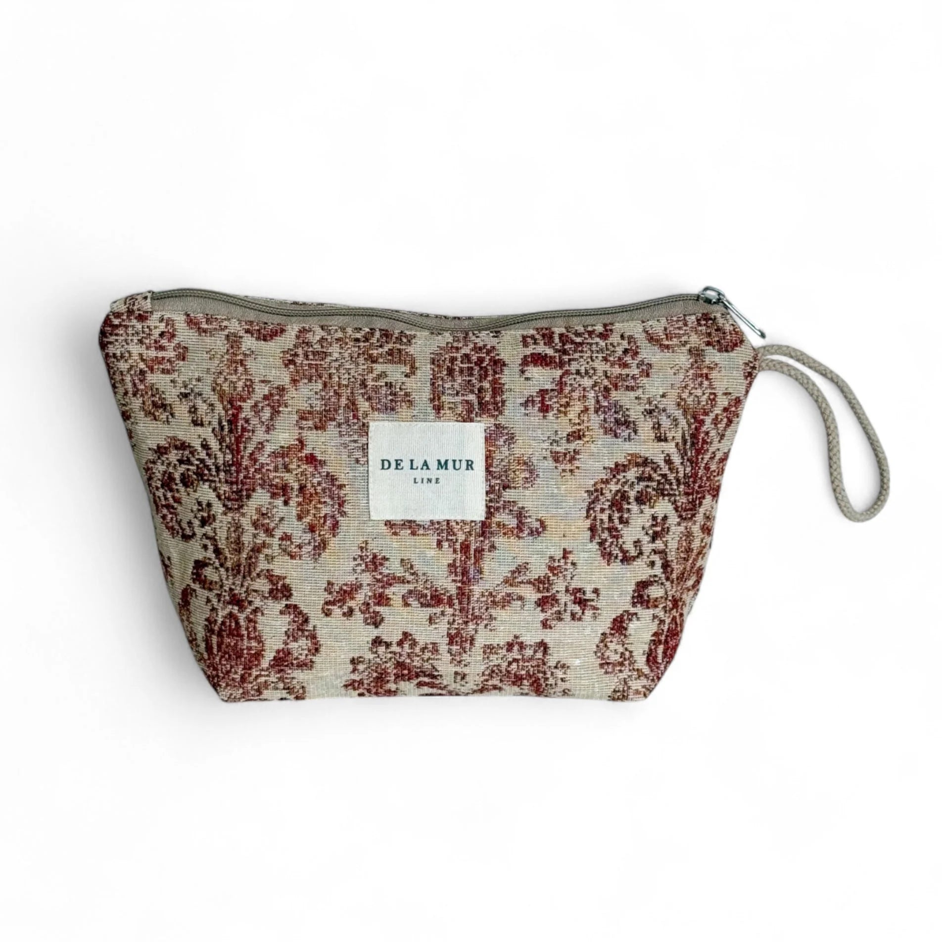 Beauty Bag Large aus Jacquardstoff in Terrakotta-Beige von DE LA MUR, handgefertigt in Barcelona – Schminktasche oder Kulturbeutel mit Reißverschluss und Stoffschlaufe.
