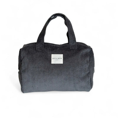 Handgefertigte DE LA MUR Beauty Bag XL aus anthrazitfarbenem Cord mit zwei Henkeln, Reißverschluss und gefüttertem Innenraum – große Kulturtasche aus Barcelona.